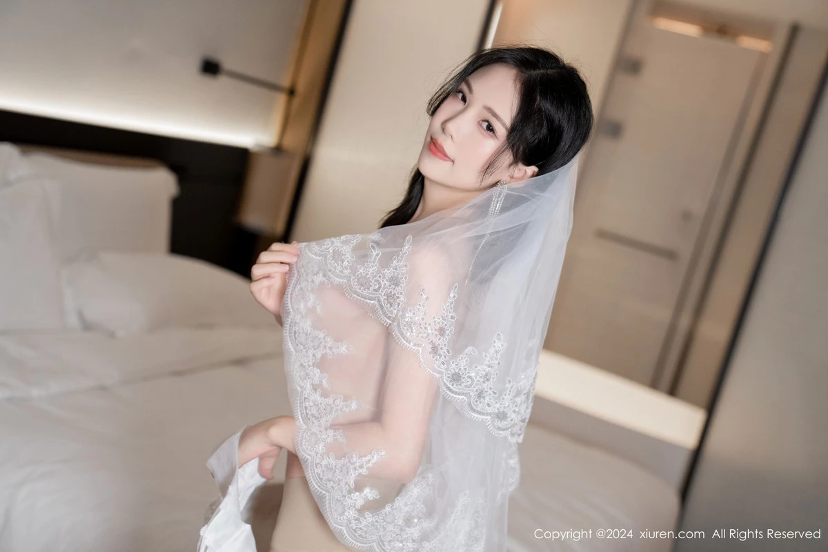 [XiuRen秀人网]第8998期利世写真-秀人资源网